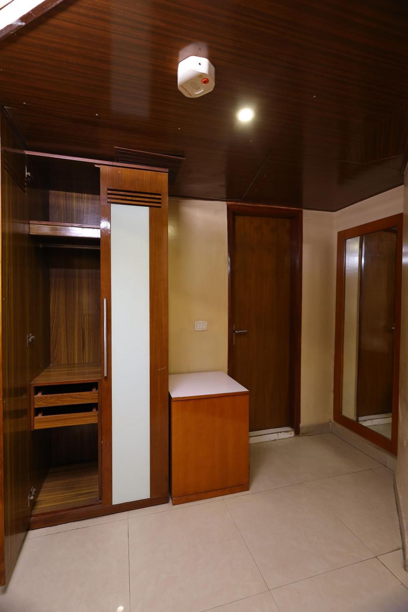 Airport Hotel Ramhan Palace Mahipalpur New Delhi Ngoại thất bức ảnh